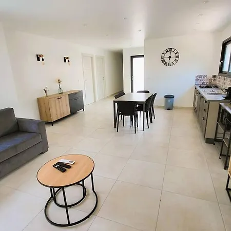 Bruna, 8 Pers, Piscine, 15 Minutes En Voiture Villa