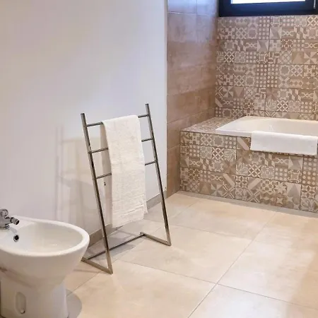 Villa Bruna, 8 Pers, Piscine, 15 Minutes En Voiture *